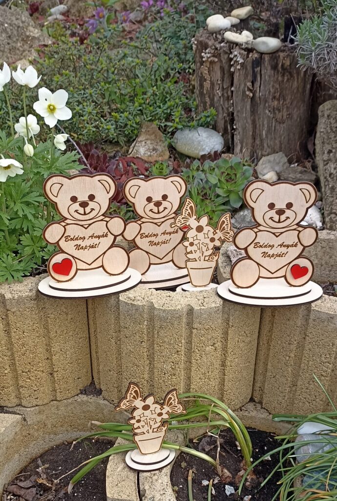 Maci anyák napjára – 1500 Ft